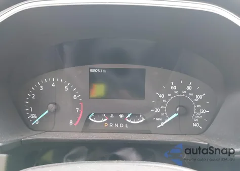 2022 Ford Escape S z USA, uszkodzony, nr VIN 1FMCU0F60NUA83616